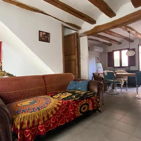 Casa *